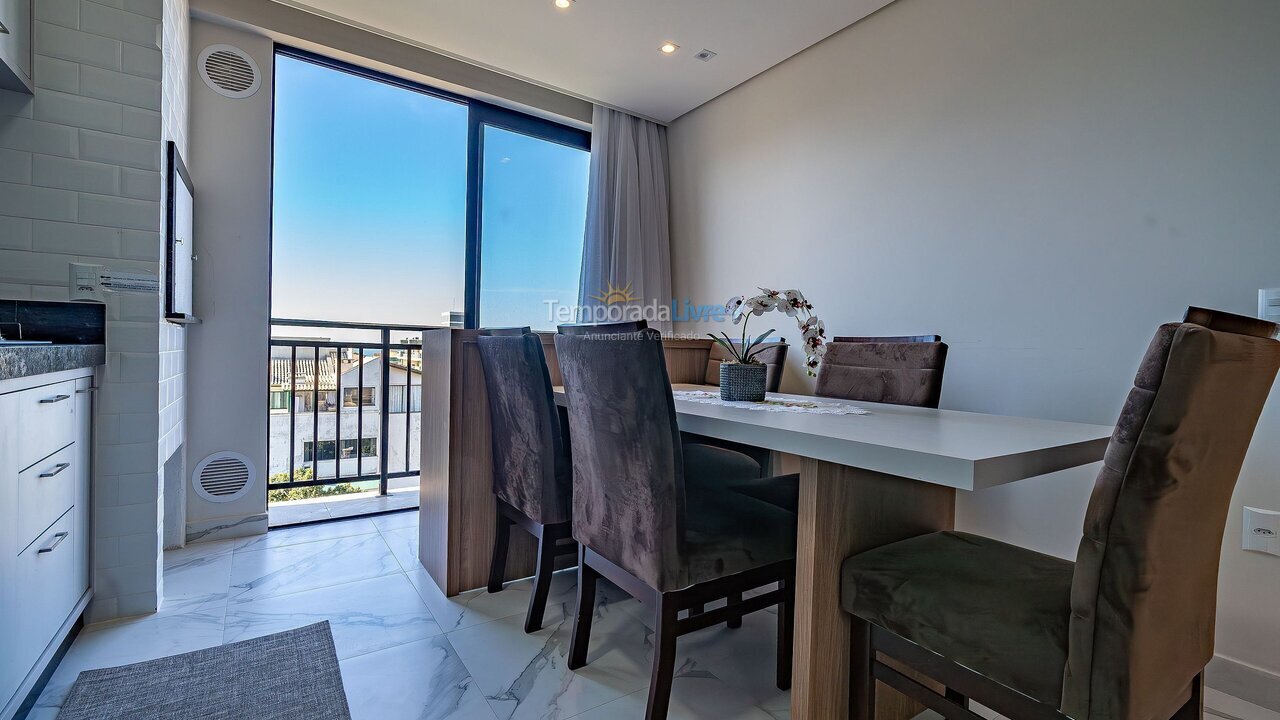 Apartamento para aluguel de temporada em Bombinhas (Praia de Bombas)