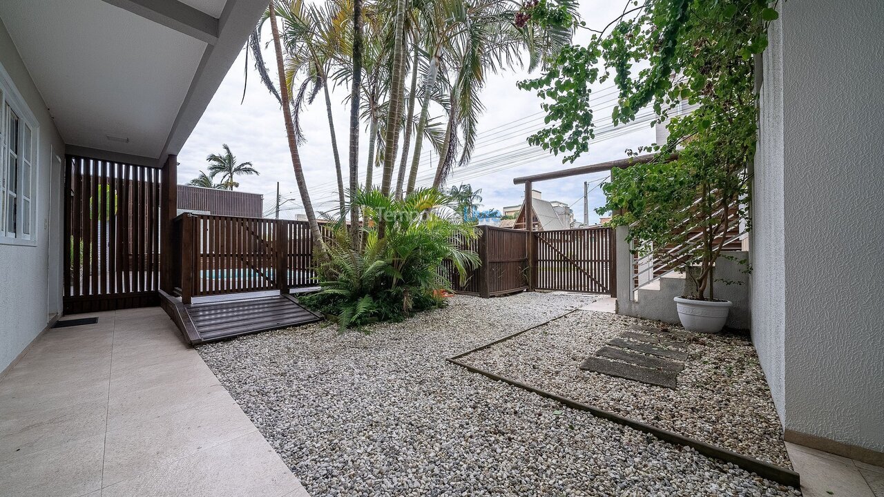 Apartamento para alquiler de vacaciones em Bombinhas (Praia de Bombas)