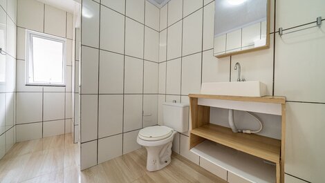 021 - Beautiful Residential with Pool and Jacuzzi in Bombas