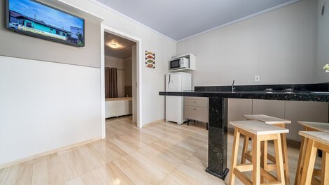 021 - Beautiful Residential with Pool and Jacuzzi in Bombas