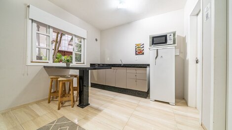 025 - Residencial com Piscina e Jacuzzi em Bombas