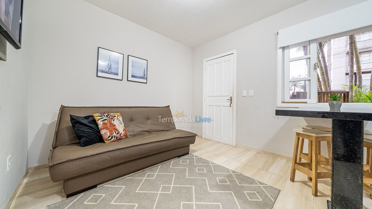 Apartamento para aluguel de temporada em Bombinhas (Praia de Bombas)