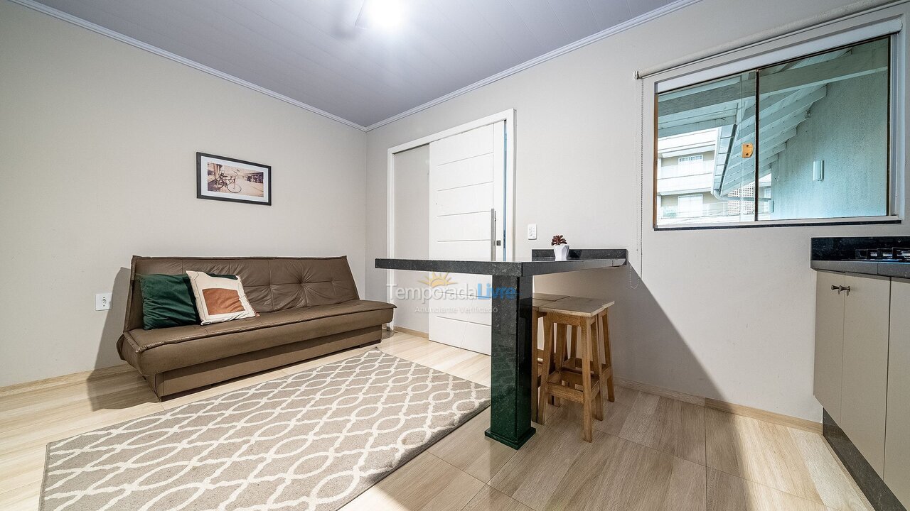 Apartment for vacation rental in Bombinhas (Praia de Bombas)