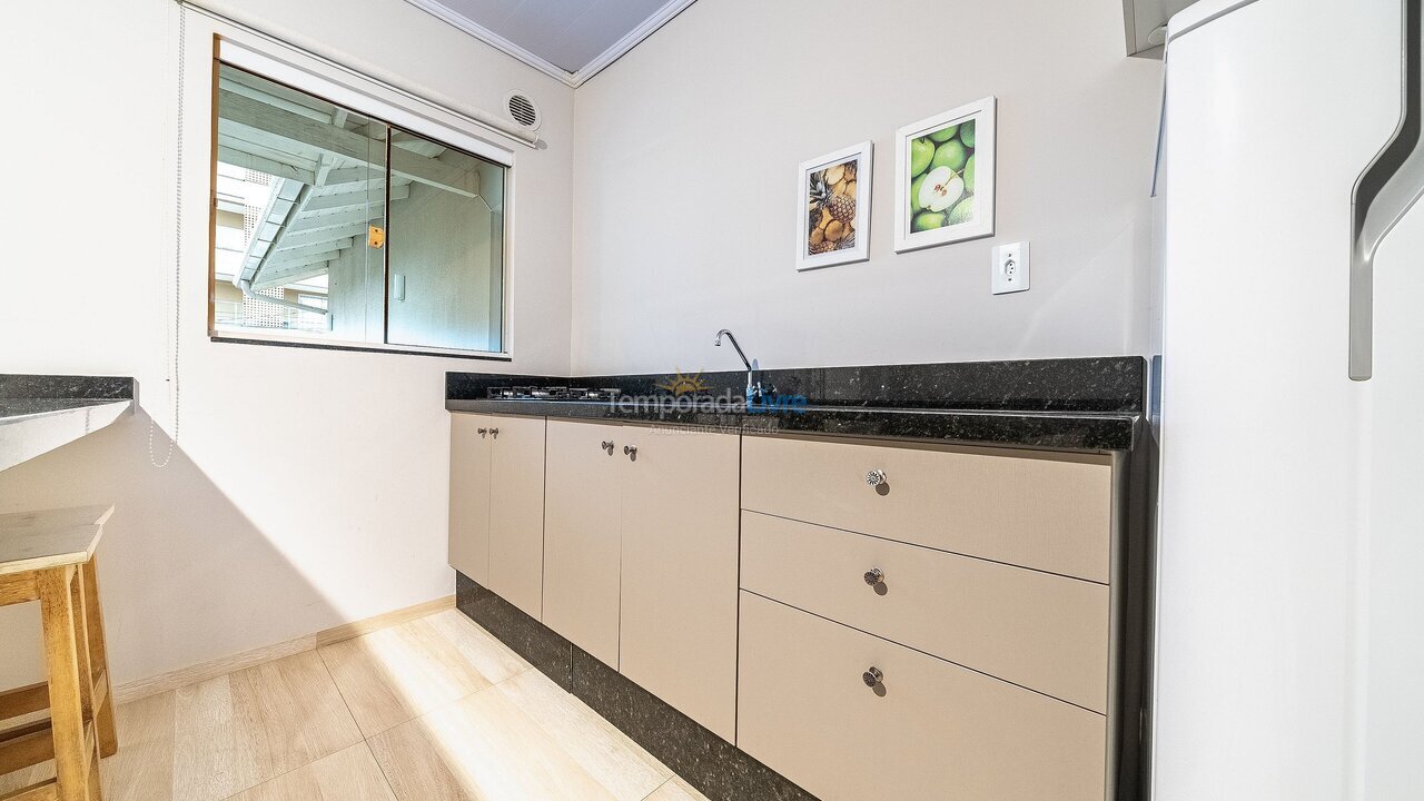 Apartment for vacation rental in Bombinhas (Praia de Bombas)