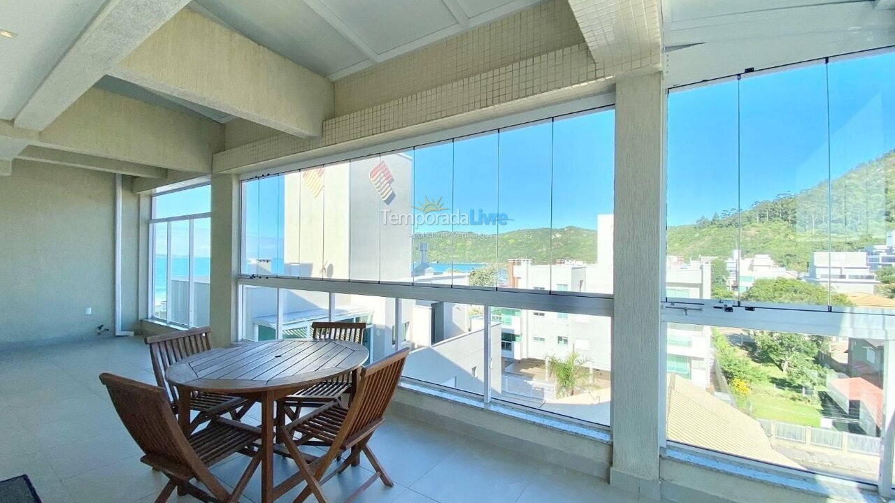 Apartment for vacation rental in Bombinhas (Canto Grande)