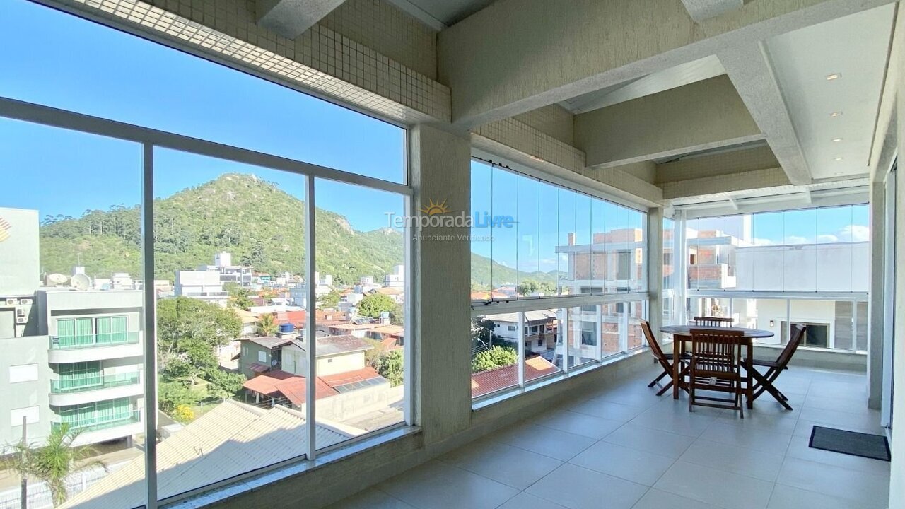Apartment for vacation rental in Bombinhas (Canto Grande)