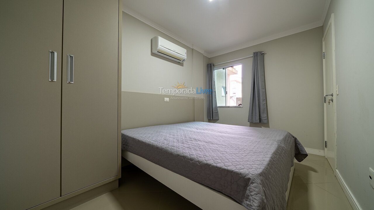 Apartamento para alquiler de vacaciones em Bombinhas (Praia de Bombas)