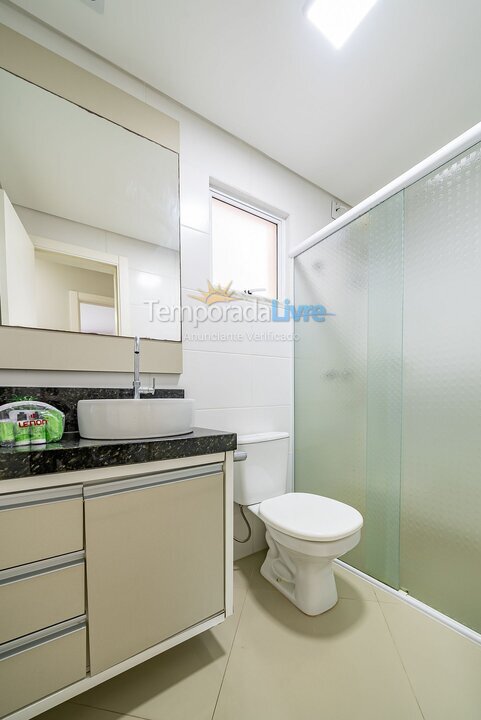 Apartamento para alquiler de vacaciones em Bombinhas (Praia de Bombas)