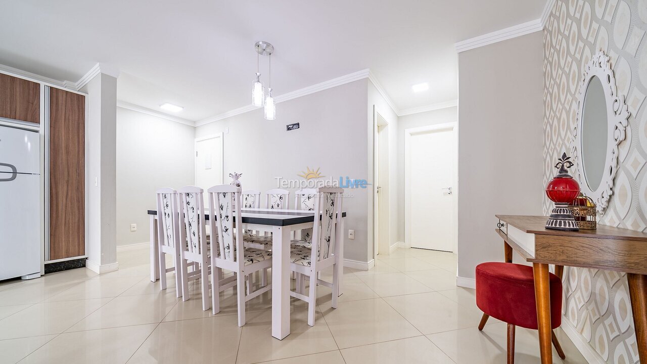 Apartment for vacation rental in Bombinhas (Praia de Bombas)