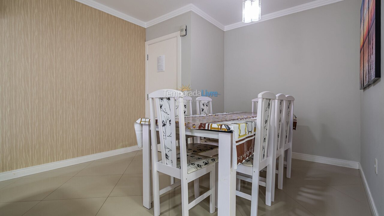 Apartamento para alquiler de vacaciones em Bombinhas (Praia de Bombas)