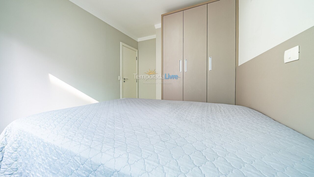 Apartment for vacation rental in Bombinhas (Praia de Bombas)