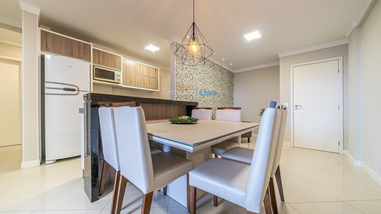 Apartamento para alquiler de vacaciones em Bombinhas (Praia de Bombas)