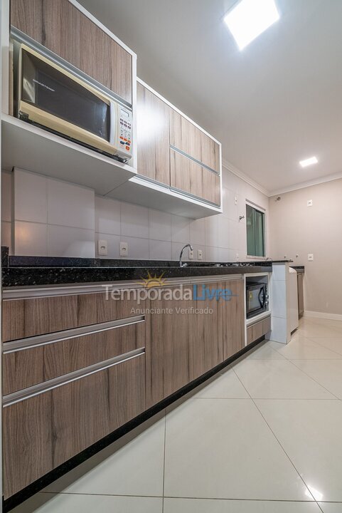 Apartamento para alquiler de vacaciones em Bombinhas (Praia de Bombas)