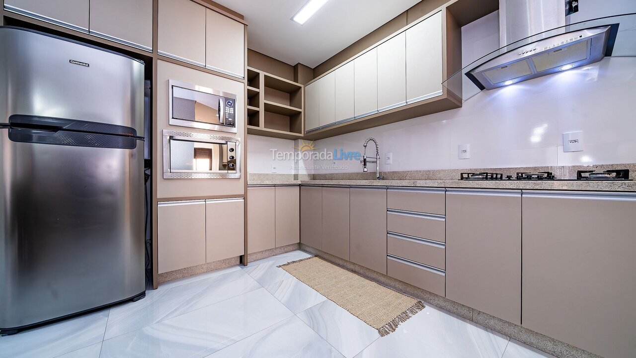 Apartamento para alquiler de vacaciones em Bombinhas (Praia de Bombas)