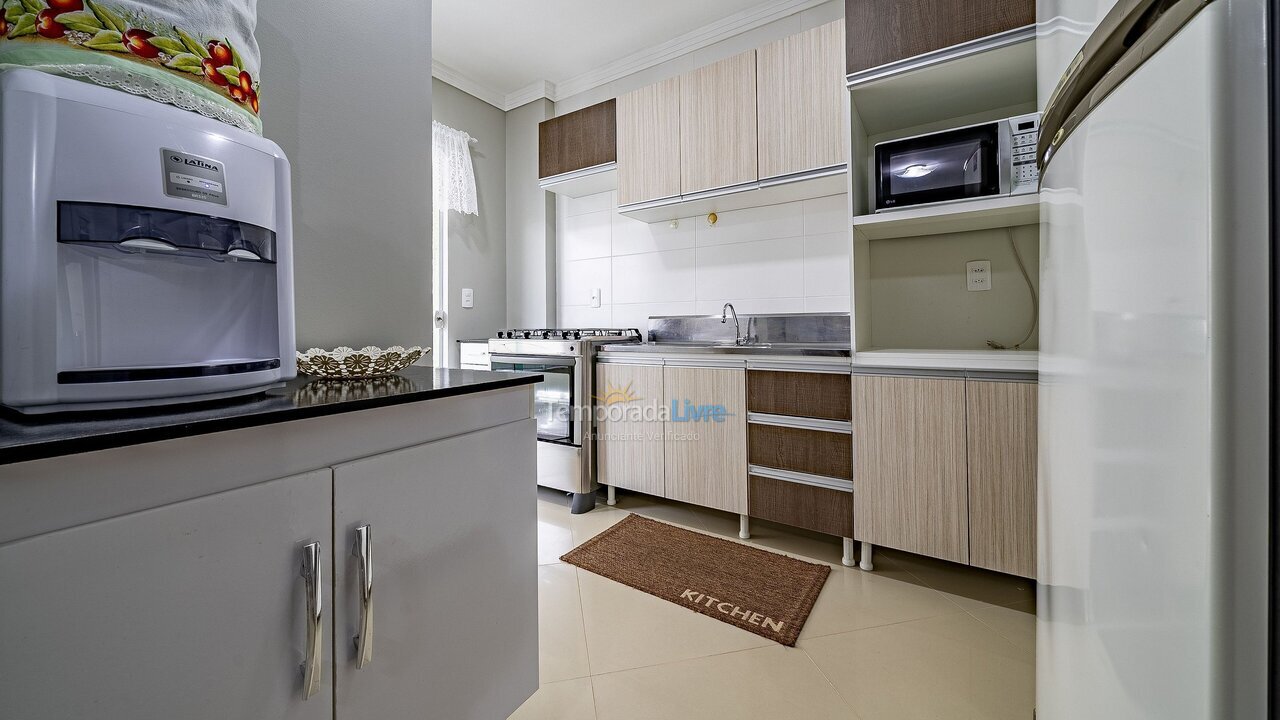 Apartamento para alquiler de vacaciones em Bombinhas (Praia de Bombas)