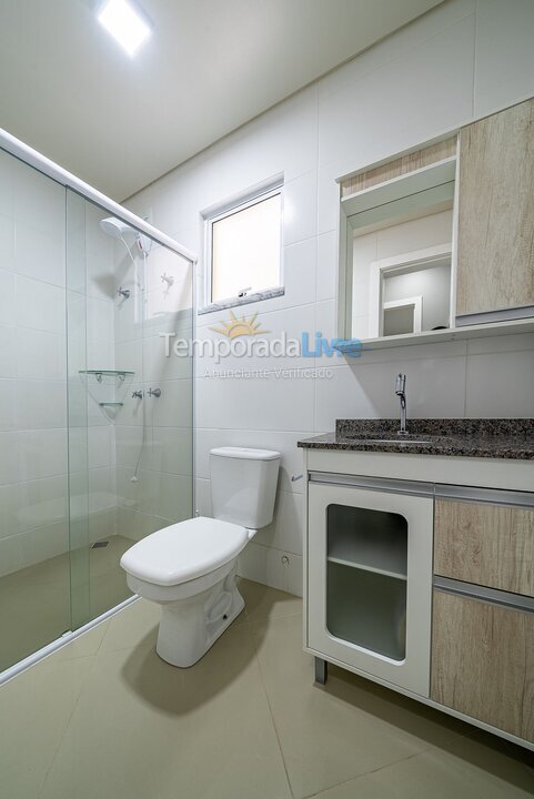 Apartamento para alquiler de vacaciones em Bombinhas (Praia de Bombas)