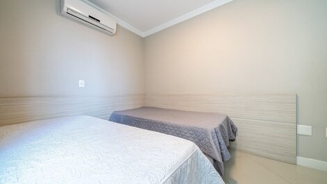 140 - Hermoso apartamento de 03 habitaciones - ¡Con Vista al Mar!