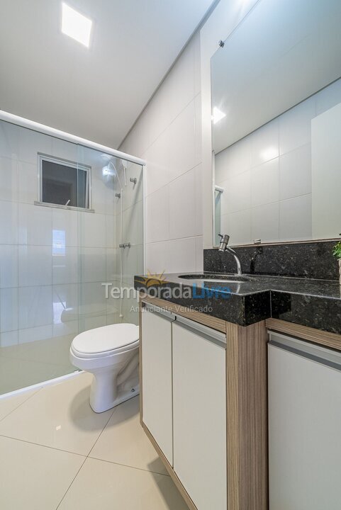 Apartamento para alquiler de vacaciones em Bombinhas (Praia de Bombas)