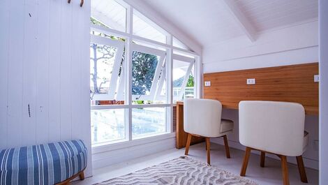 LINDA CASA PÉ NA AREIA NA PRAIA DE CAMBURI