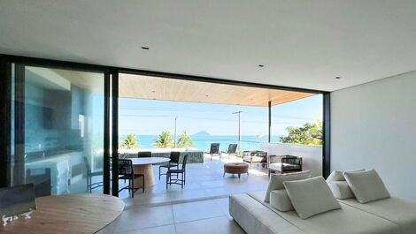 CASA MODERNA EN LA AVENIDA PLAYA JUQUEHY