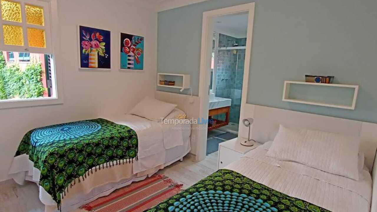 Casa para aluguel de temporada em São Sebastião (Juquehy)