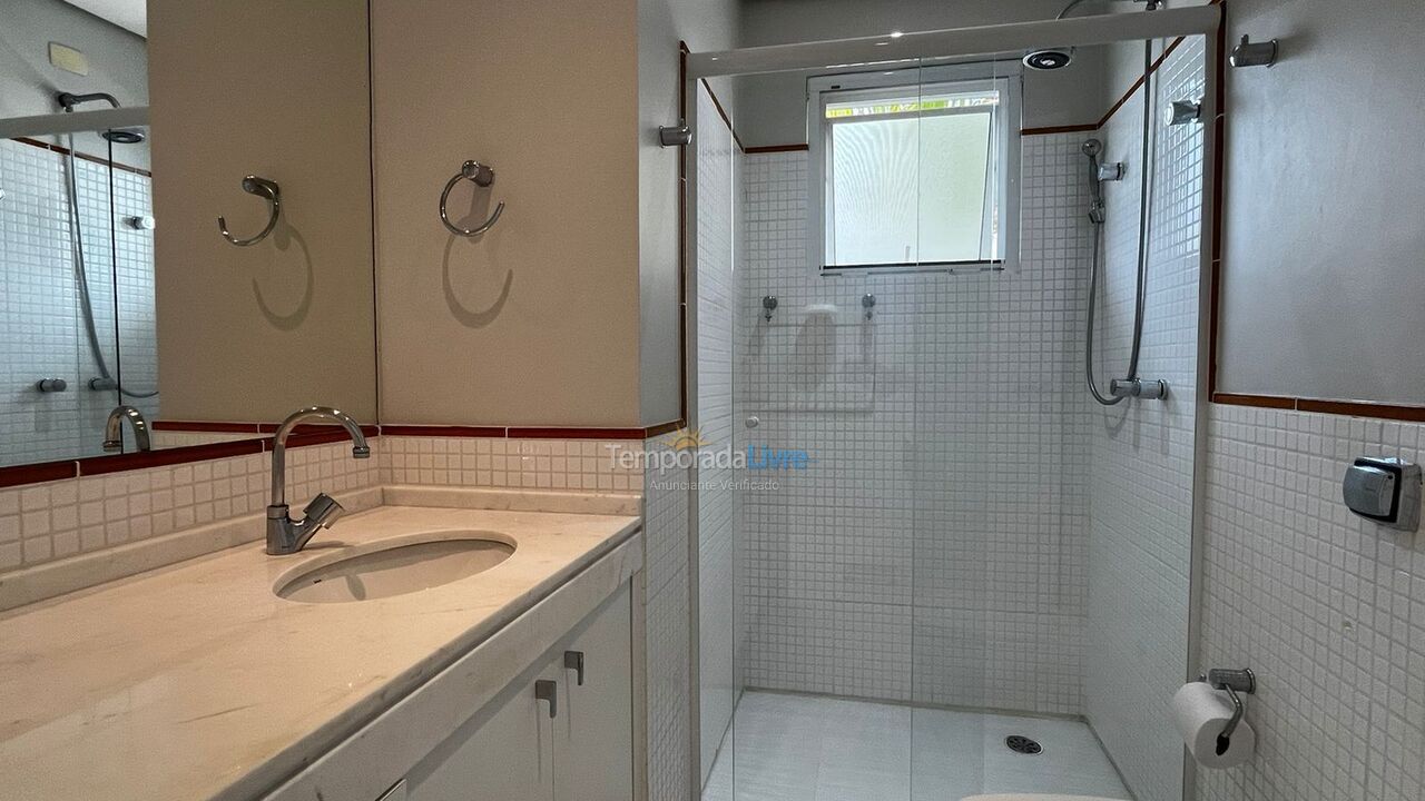 Casa para aluguel de temporada em São Sebastião (Praia da Baleia)