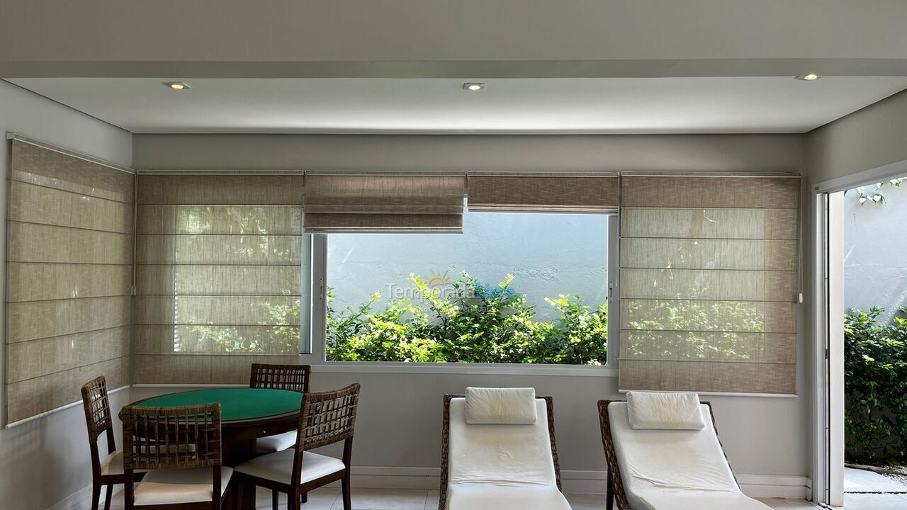 Casa para aluguel de temporada em São Sebastião (Praia da Baleia)