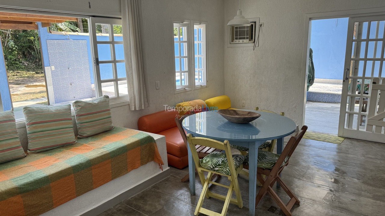 House for vacation rental in Ubatuba (Praia das Toninhas)