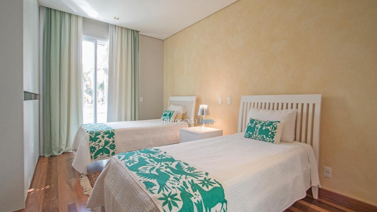 House for vacation rental in São Sebastião (Praia da Baleia)