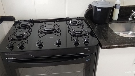 Fogão 05 bocas