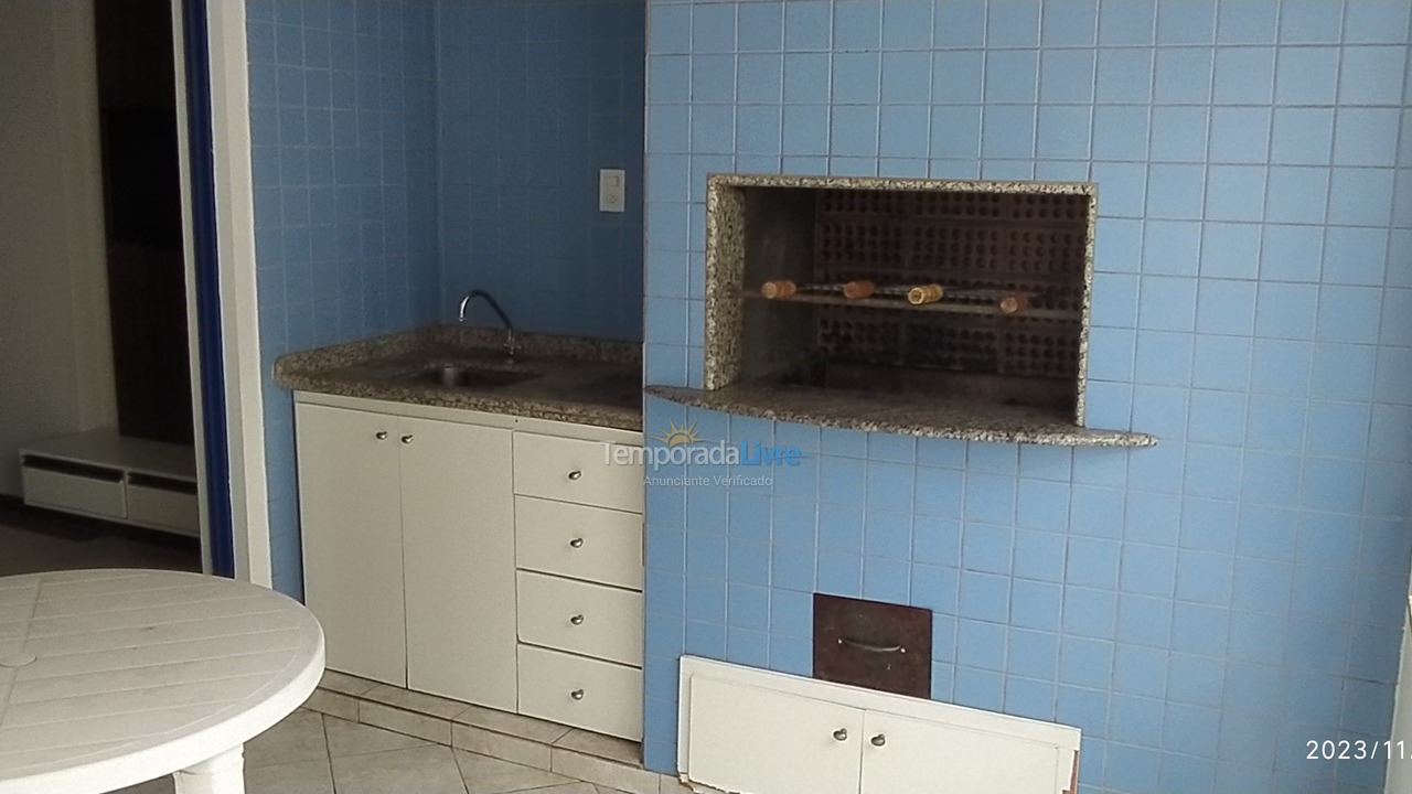 Apartamento para aluguel de temporada em Balneário Camboriú (Praia Central)