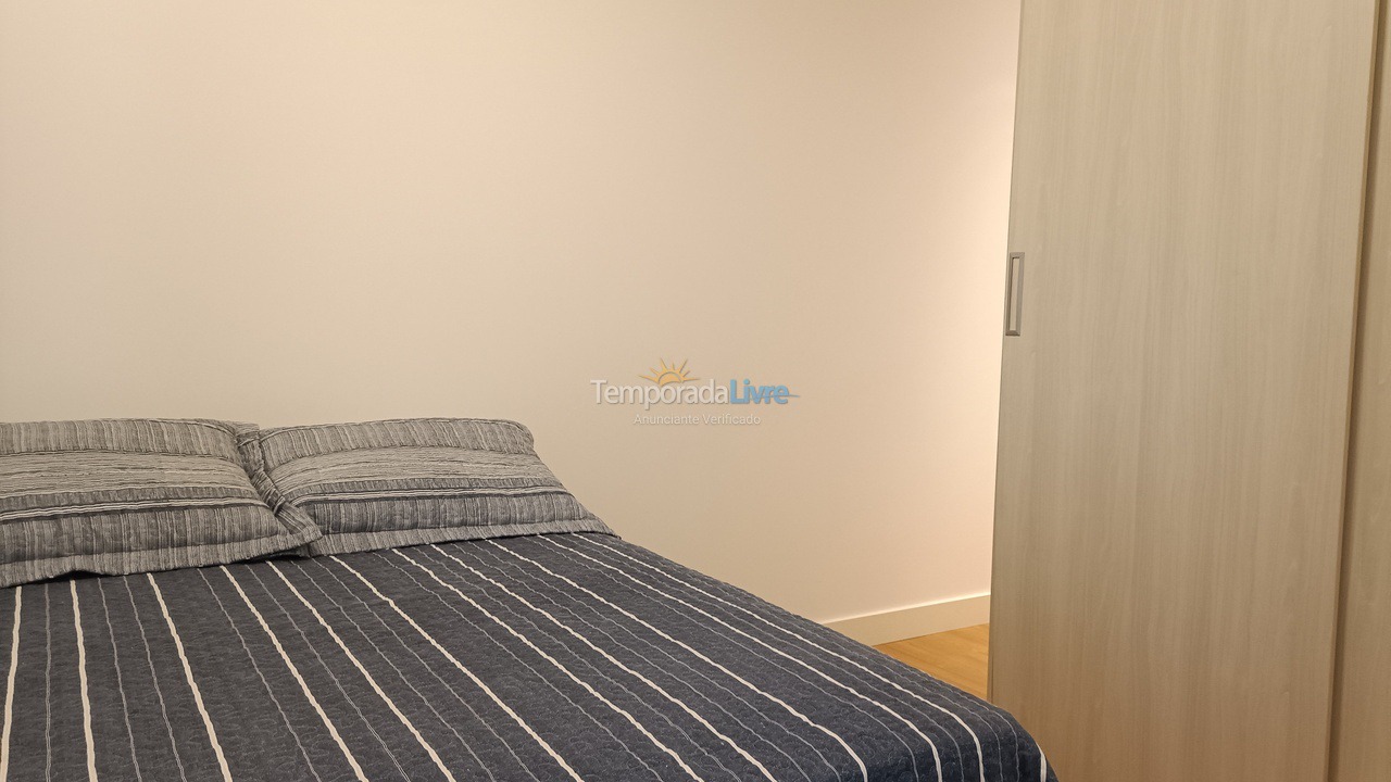 Apartment for vacation rental in Itapema (Meia Praia)