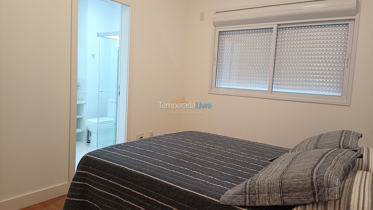 Apartment for vacation rental in Itapema (Meia Praia)