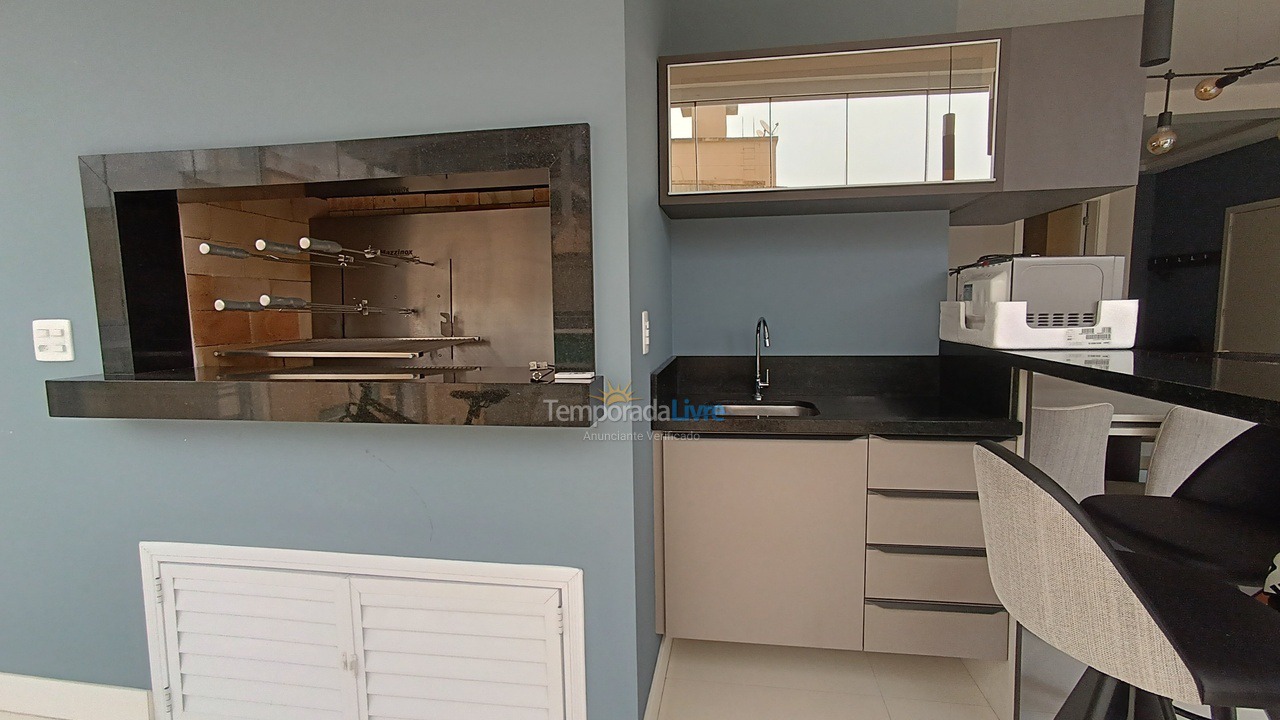 Apartment for vacation rental in Itapema (Meia Praia)