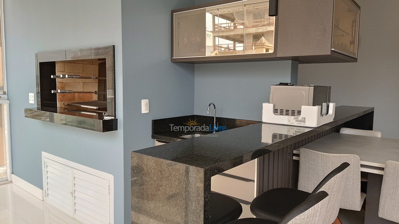 Apartment for vacation rental in Itapema (Meia Praia)