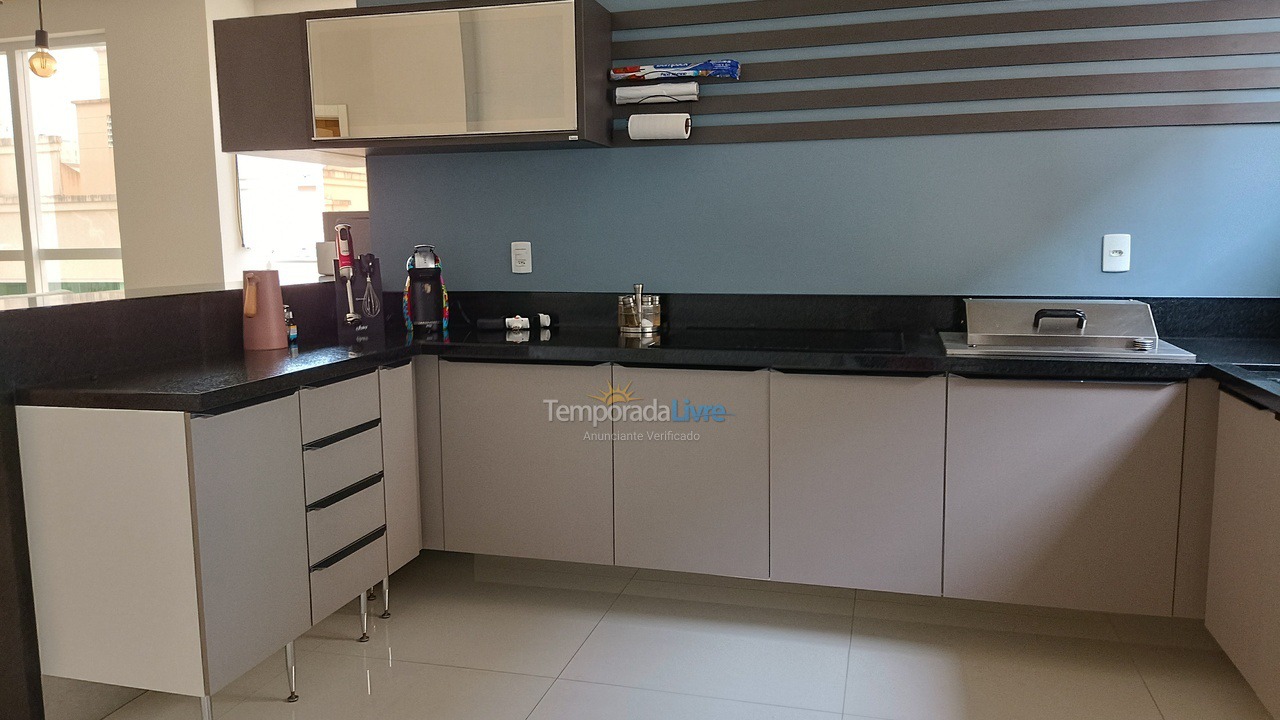 Apartment for vacation rental in Itapema (Meia Praia)