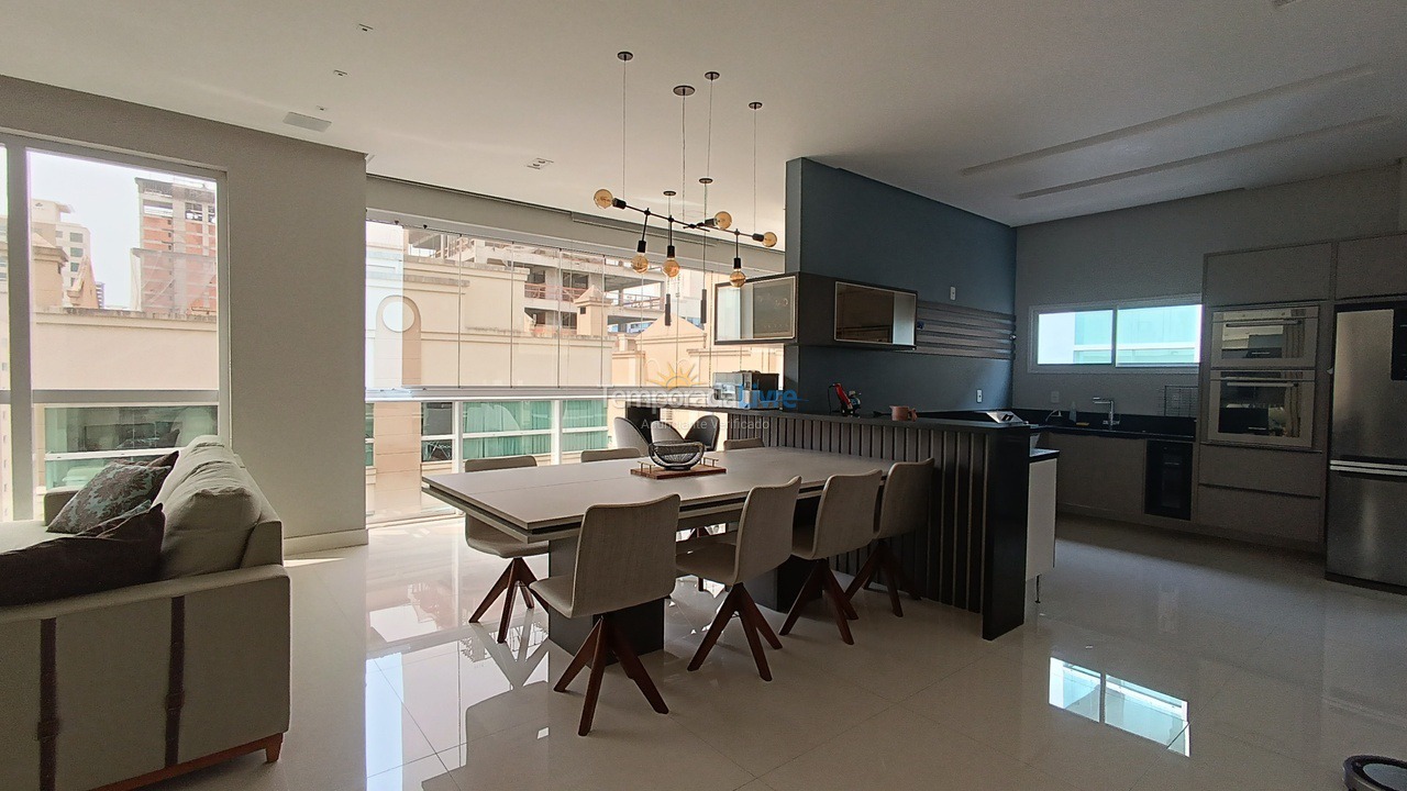 Apartment for vacation rental in Itapema (Meia Praia)