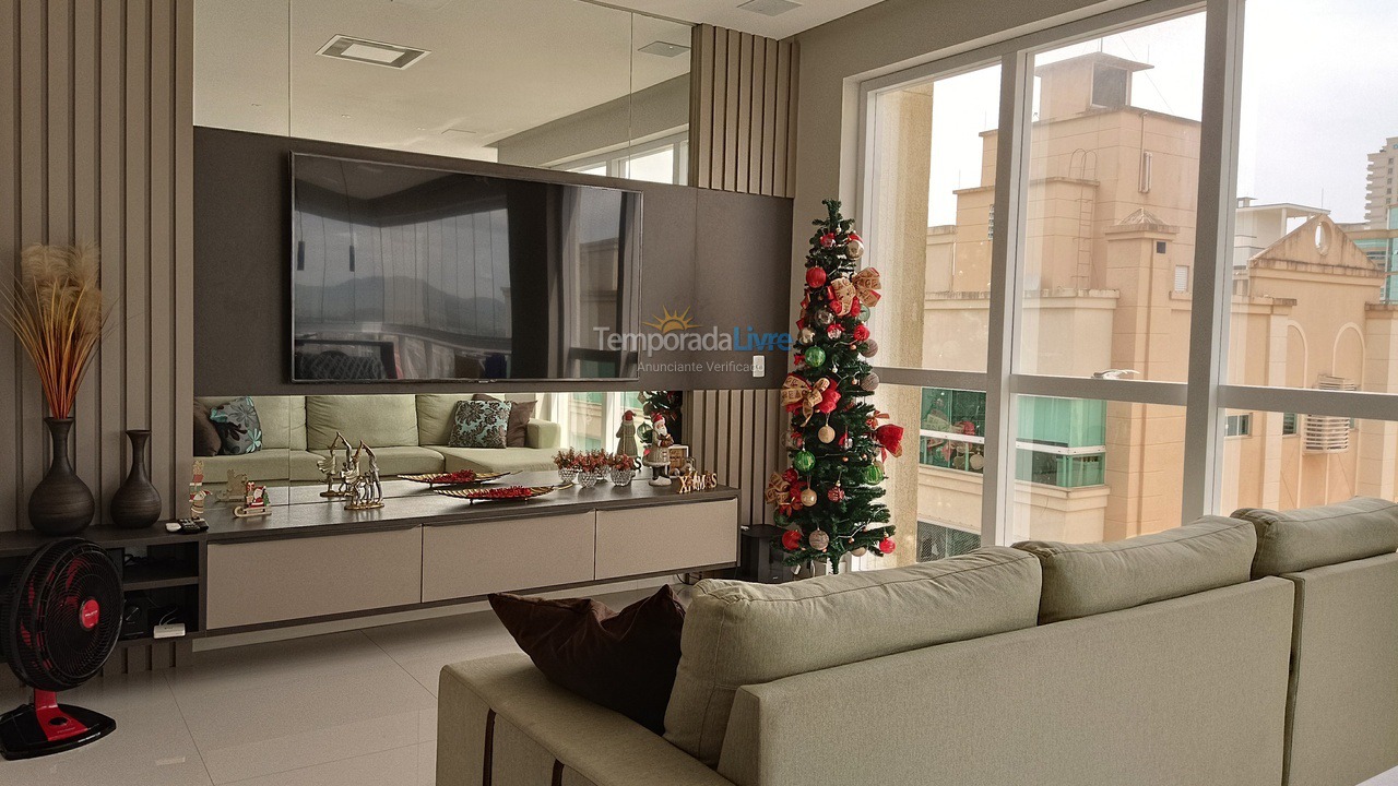 Apartment for vacation rental in Itapema (Meia Praia)