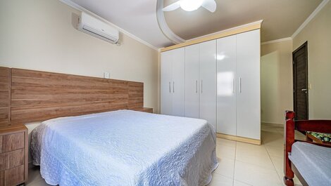 151 - Beautiful Triplex just 80m from Bombas beach