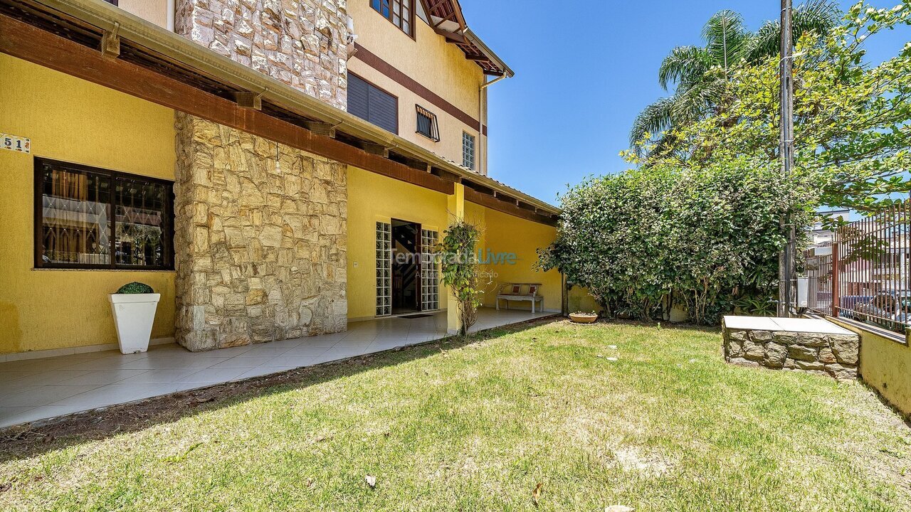 House for vacation rental in Bombinhas (Praia de Bombas)