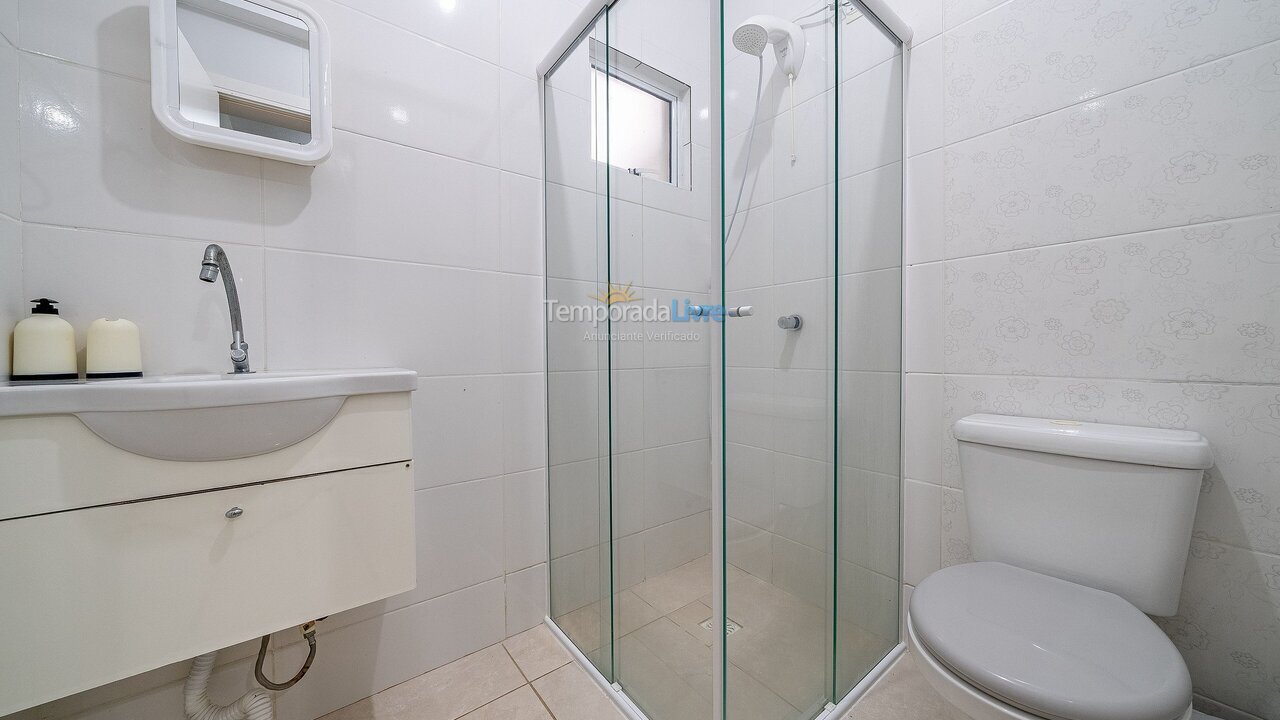 Apartamento para aluguel de temporada em Bombinhas (Canto Grande)