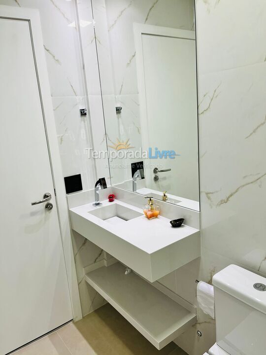 Apartamento para alquiler de vacaciones em Guarujá (Pitangueiras)