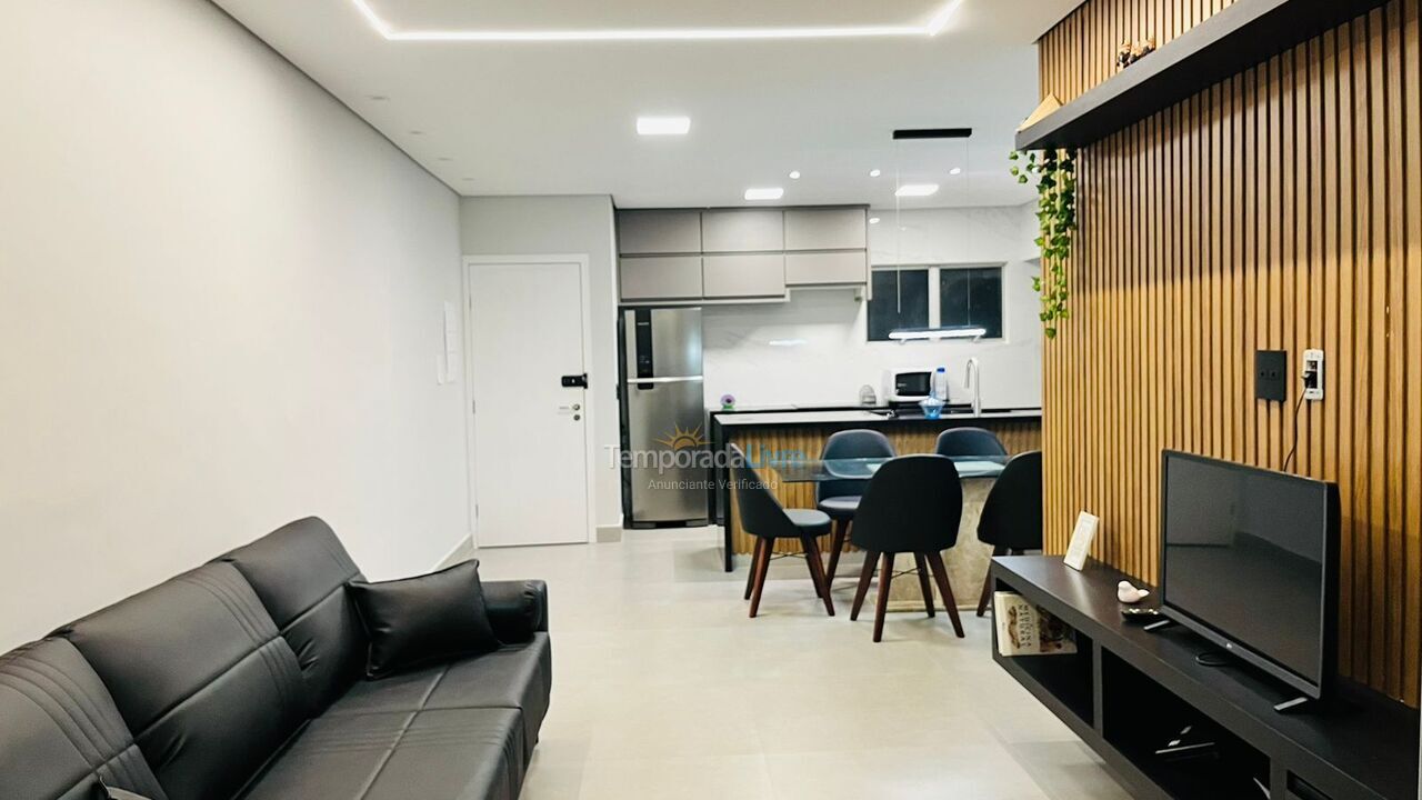 Apartamento para alquiler de vacaciones em Guarujá (Pitangueiras)