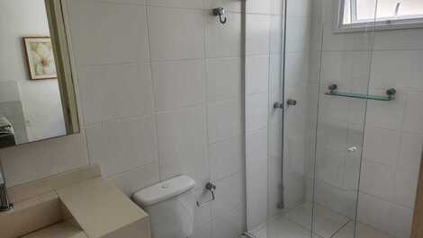 TOTAL CONFORTO, AMPLO AP DUAS SUÍTES! PRÉDIO COM PISCINA! CANASVIEIRAS