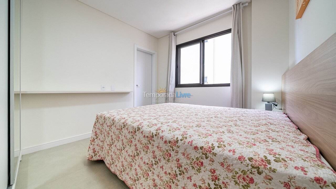 Apartment for vacation rental in Bombinhas (Praia de Bombas)