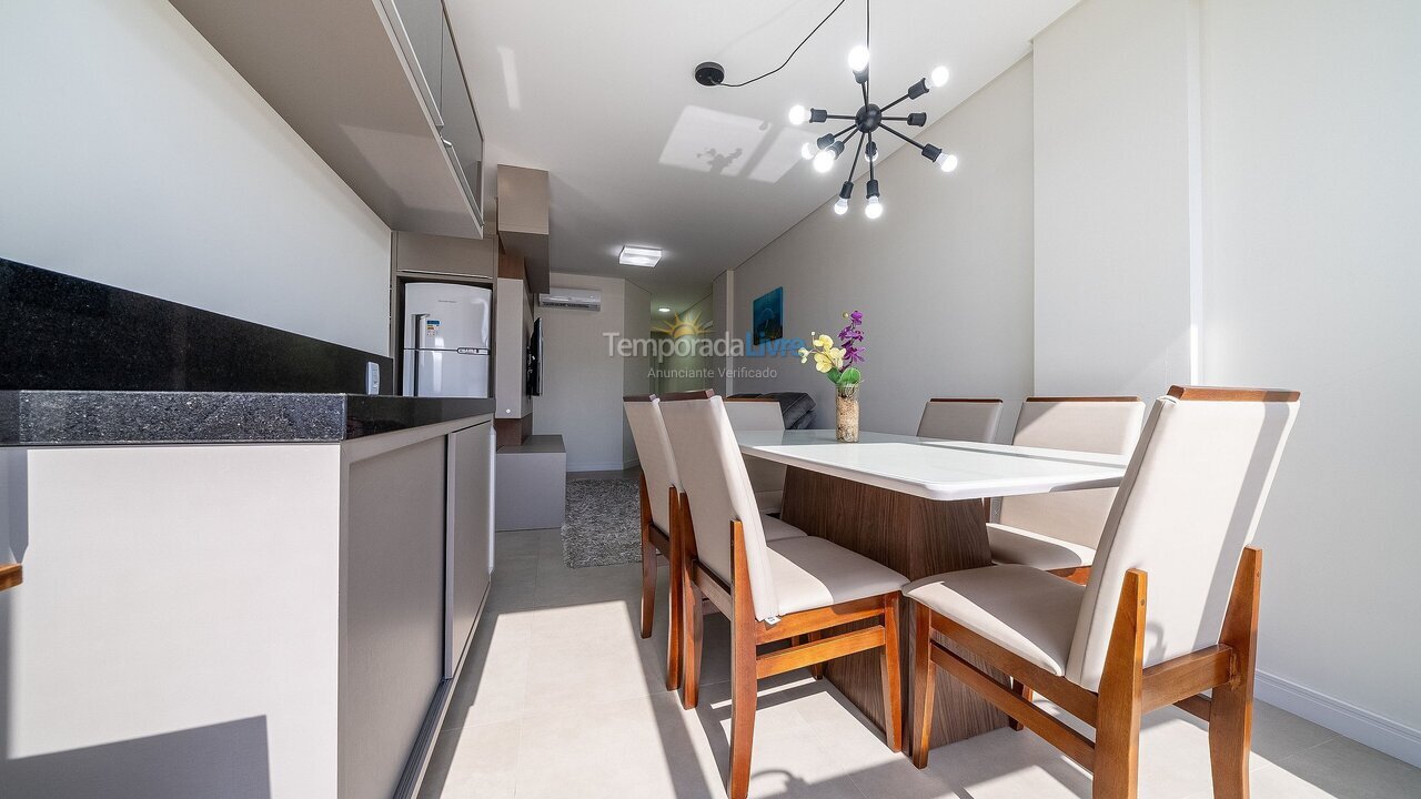 Apartment for vacation rental in Bombinhas (Praia de Bombas)