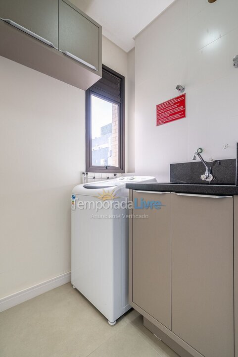 Apartment for vacation rental in Bombinhas (Praia de Bombas)