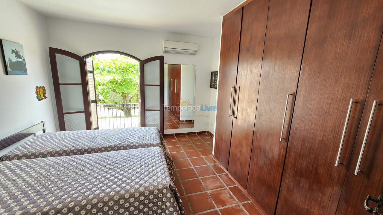 Casa para alquiler de vacaciones em Guarujá (Enseada)