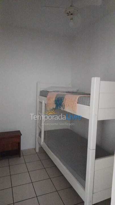 Apartamento para aluguel de temporada em Florianopolis (Praia dos Ingleses)