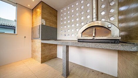 401 - Amplio ático de 03 dormitorios en la playa de Bombas